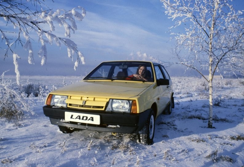 Автомобиль ВАЗ 2108 Автомобиль ВАЗ 2108