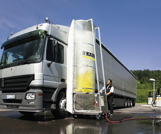 Полуавтоматическая грузовая мойка Karcher Полуавтоматическая грузовая мойка Karcher