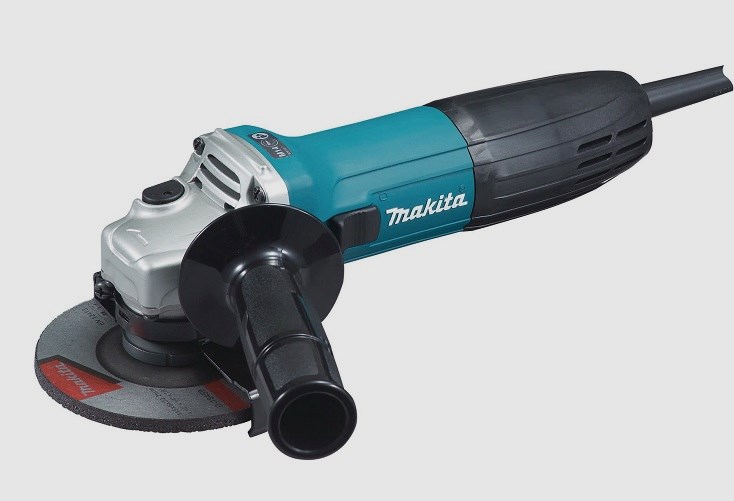 Углошлифовальная машинка  Makita GA5030