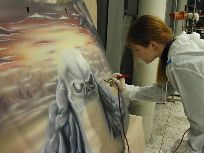 Использование аэрографа Использование аэрографа