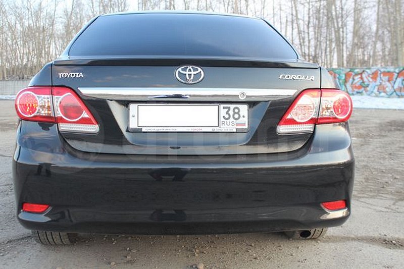 задний бампер toyota corolla